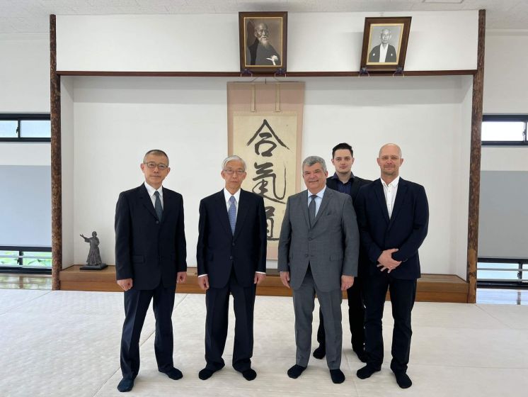 Ambasadorul României în Japonia, la Hombu dojo